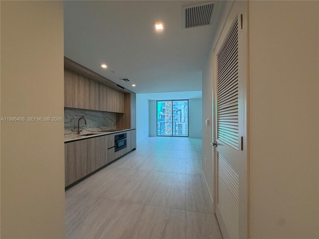 Photo - 77 SE 5th St Unit 2603