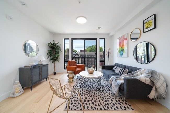 Building Photo - 10 Brinkerhoff St Unit 303