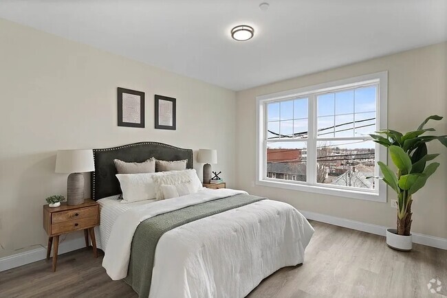 Building Photo - 365 Newport Ave Unit 303 Rental