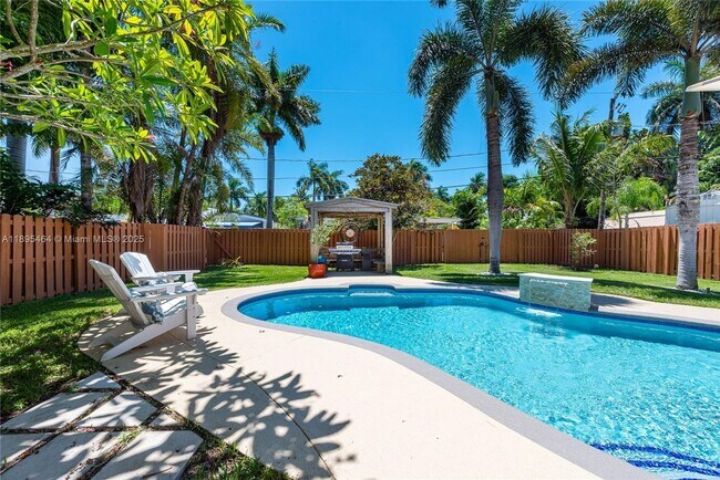 Photo - 1410 Mayo St