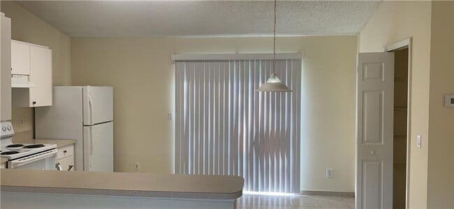 Photo - Vero Lake Estates