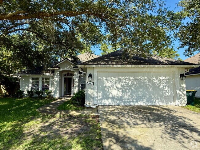 Building Photo - Stunning Lakefront Retreat: 3BR/2BA Home w...