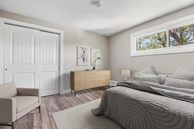 Photo - 326 Springville Ave Unit Upper