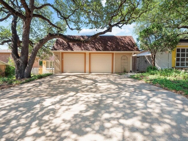 Photo - 3513 Westchester Ave