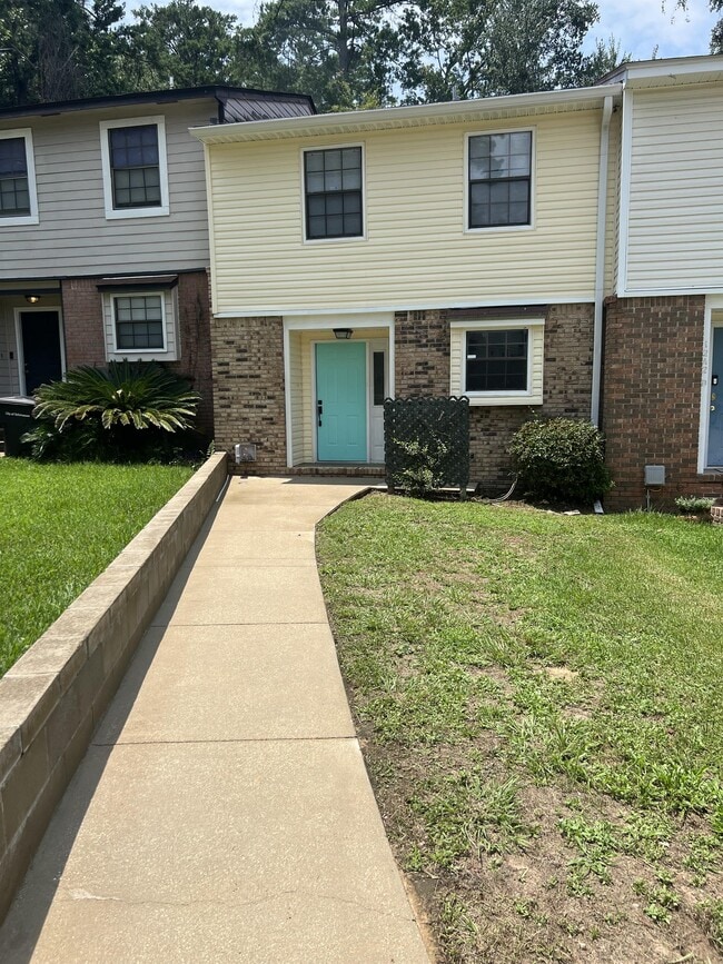 Photo - 1242 Chee Ln