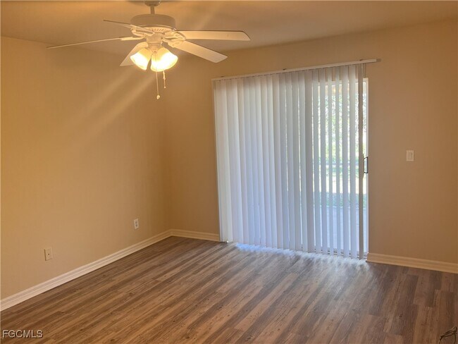 Photo - 310 SW 24th Ave