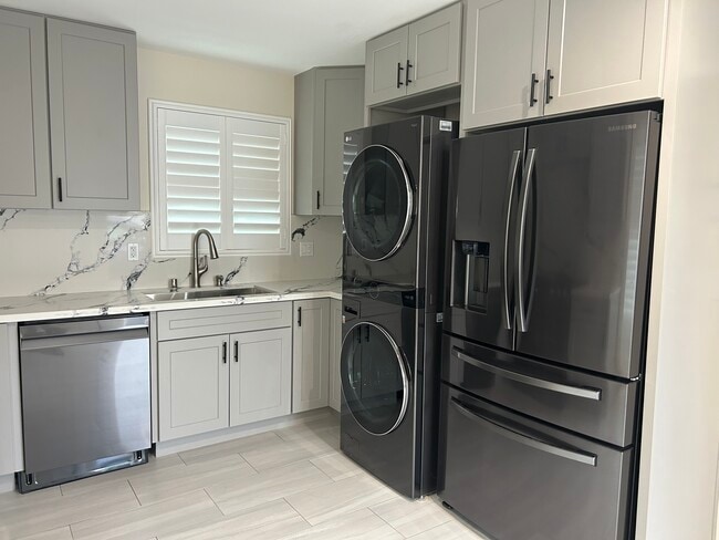 Cocina - 111 E 13th St Unidad 111 B