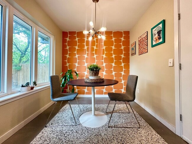 Photo - 2707 Ashdale Dr