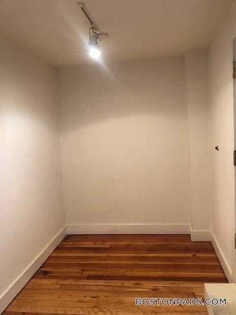 Photo - 39 Beacon St Unit 3