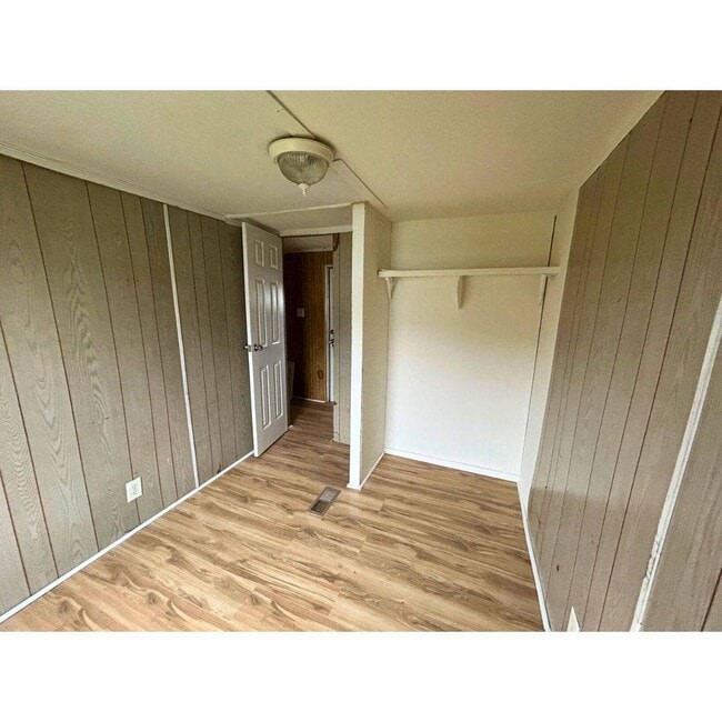 Photo - 308 Walker Ct House