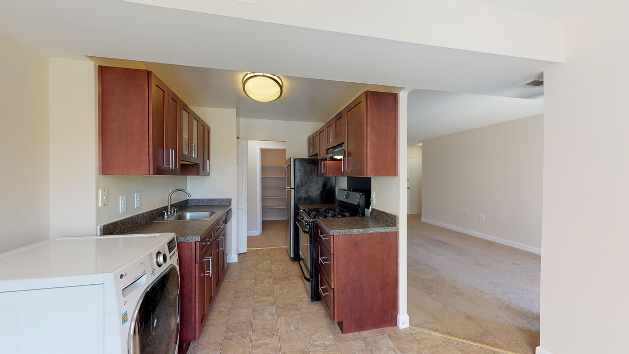 Photo - Oakton Park Apartments