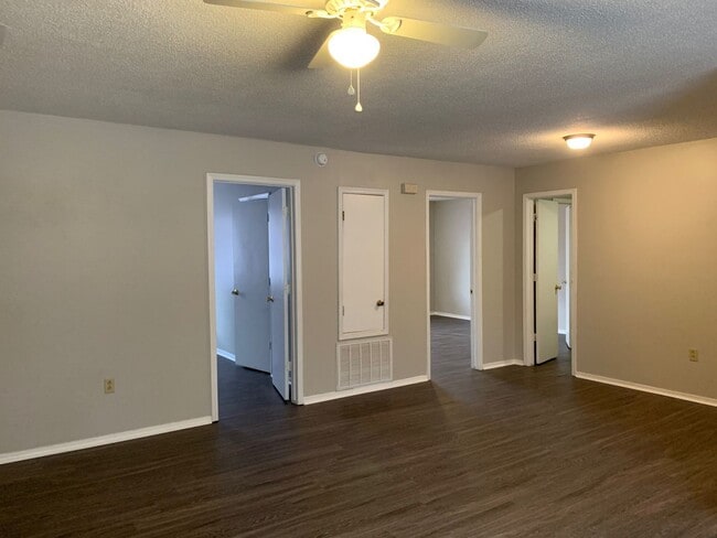 Photo - 1307 N. Arkansas-