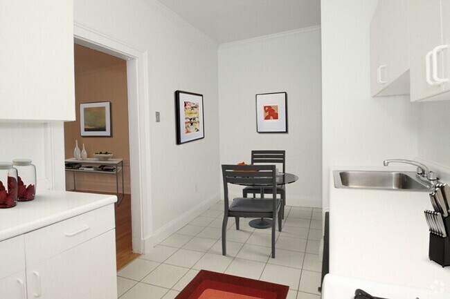 Building Photo - No Brokers Fee, December is Rent-Free, Hea... Rental