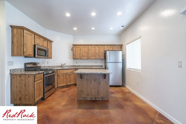 Photo - 2075 S Sir Monte Dr