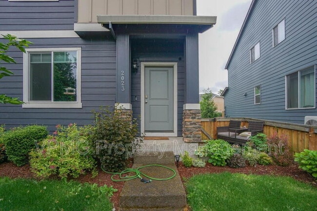 Photo - 2023 NE 4 Seasons Ln