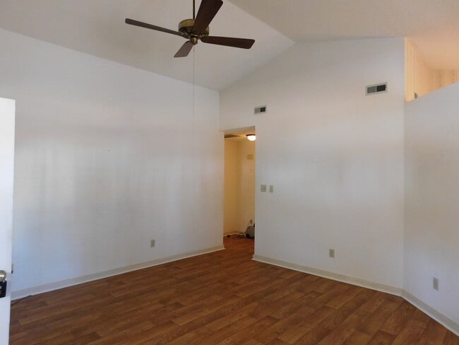 Photo - 2801 Currituck Ct