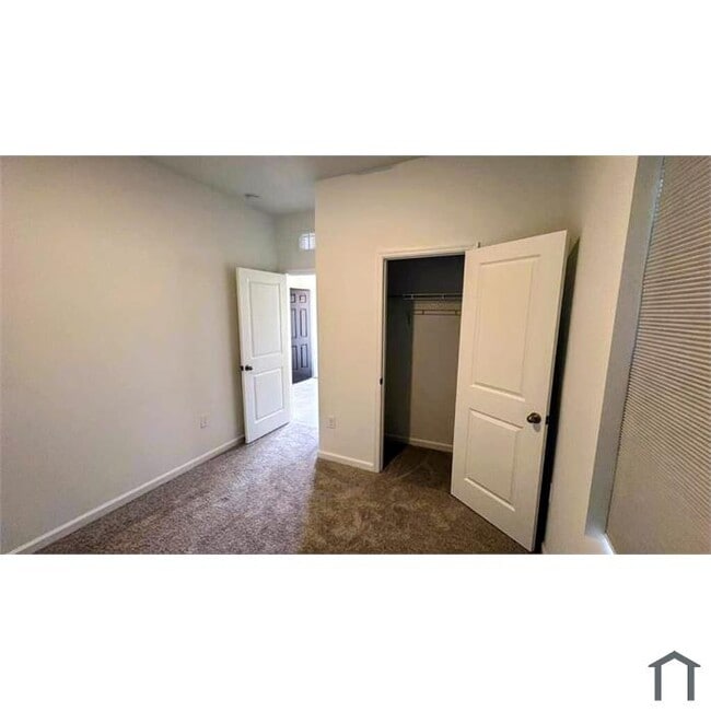 Photo - 2443 Grey Hawk Dr