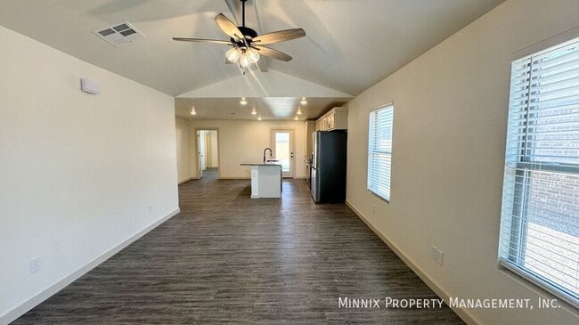 Photo - 8005 Date Ave