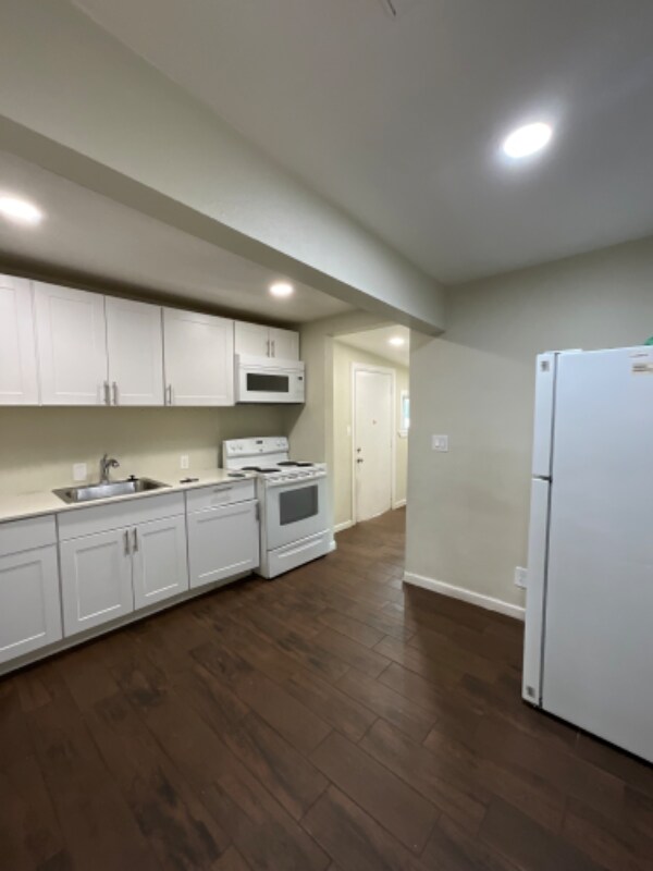 Photo - 2533 W Southcross Blvd Unidad 2