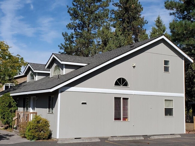 Photo - 440 -442 SE McKinley Ave Townhome