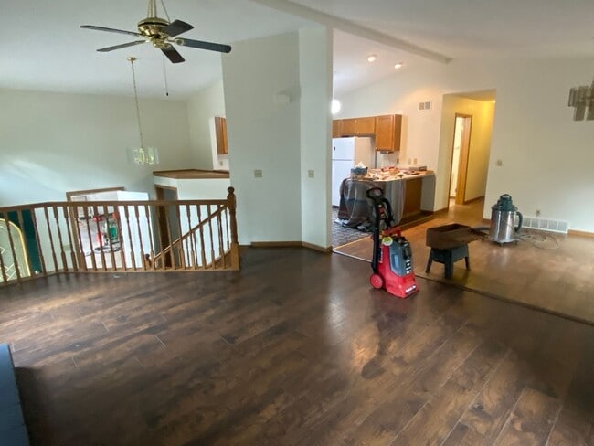 Photo - W1358 Prairie Pines Rd