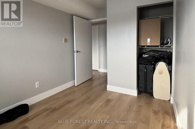 Photo - 1 Jacksway Crescent Unit 402