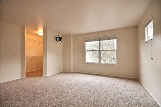 Photo - Home in Top-Rated Lake Washington School District