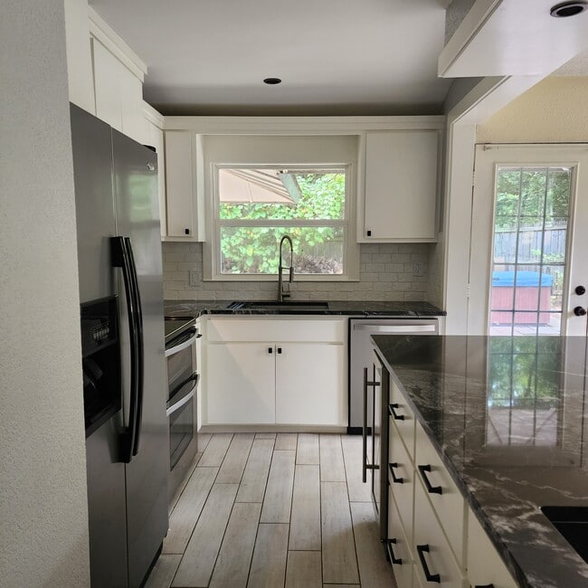 Building Photo - 18171 Meandering Way Rental