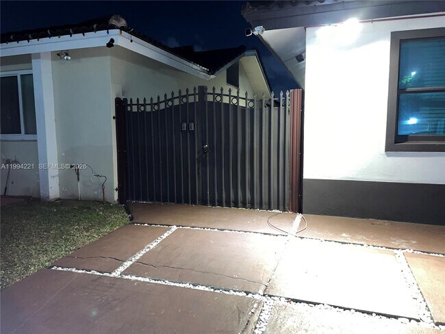 Photo - 14880 SW 56th Terrace Unit 3