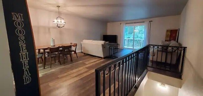 Photo - 16 Victoria Ln