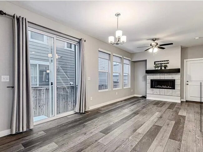 7635 S Winnipeg Ct