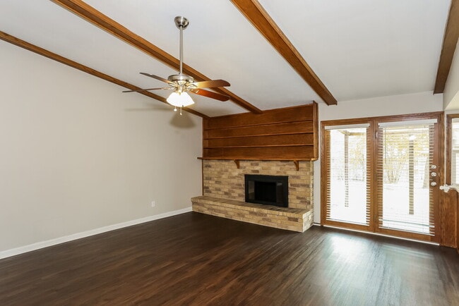 Photo - 1921 Wilderness Trail