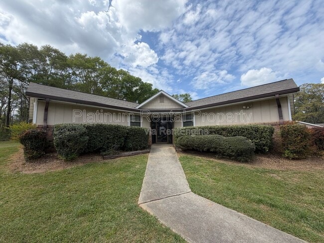 Building Photo - 1492 Waverly Way Unit B-3