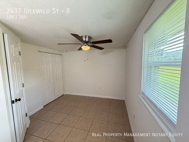 Photo - 2437 Idlewild St Unit 8