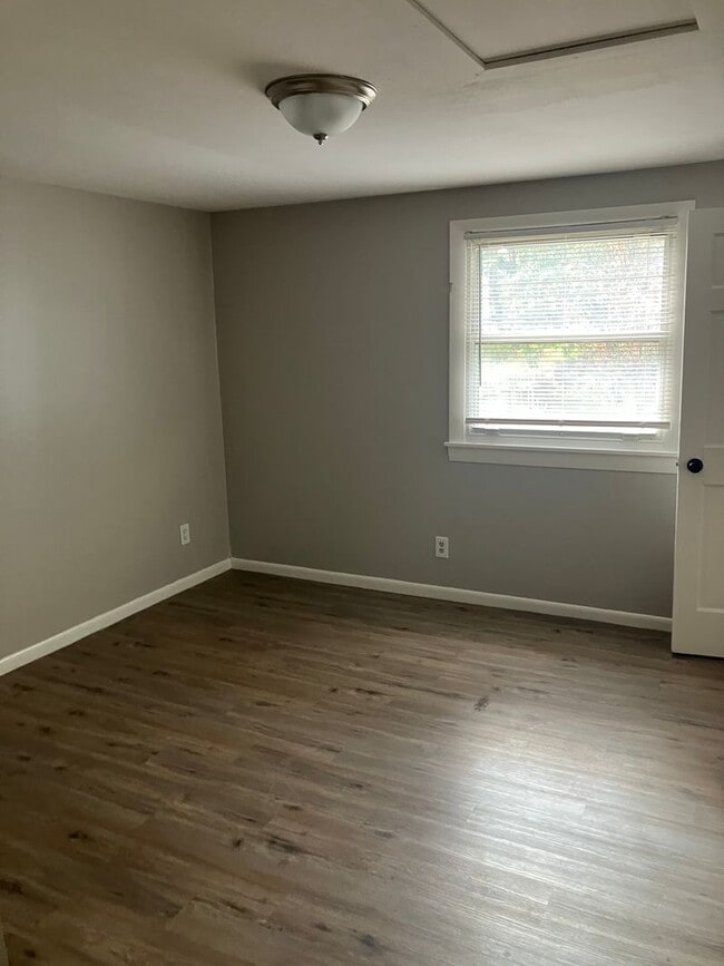 Photo - Mattydale 3 BR ranch 1.5 baths, attached g...