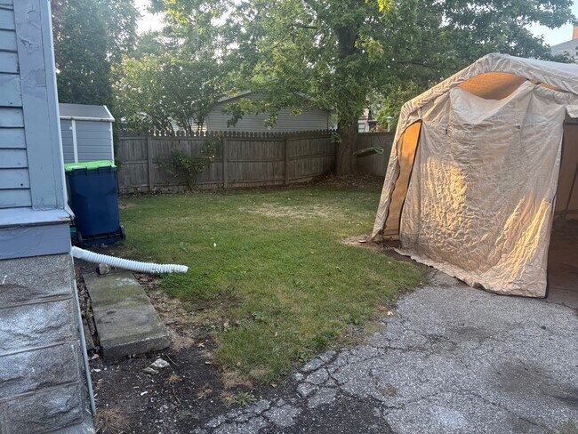 1607 6th St Unit 1607 6th St lower unit