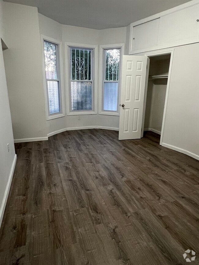 Building Photo - 270 S 9th St Unit 1 Rental