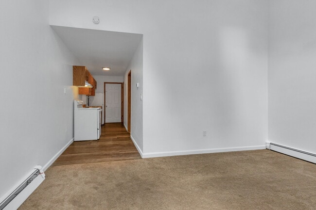 Photo - Canyon Crest Apartments