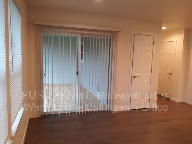 Photo - 260 16th St Unidad 102