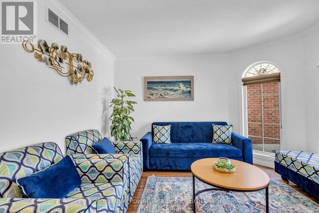 Photo - 35 Borland Dr