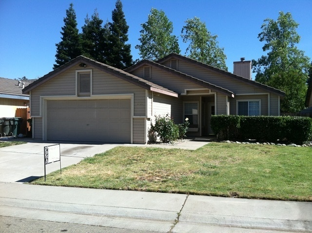 3-bedroom, 2-bath, 1,107 sq. ft. single-st... - 3-bedroom, 2-bath, 1,107 sq. ft. single-st...
