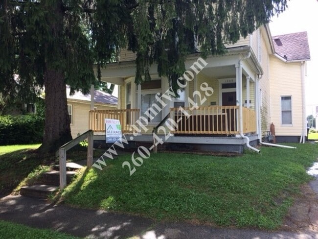 Building Photo - 1611 Cass St