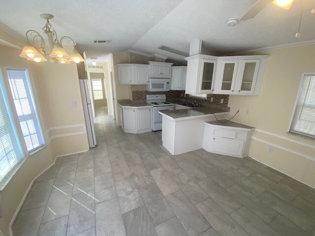 Photo - 4825-4A1A A1A S