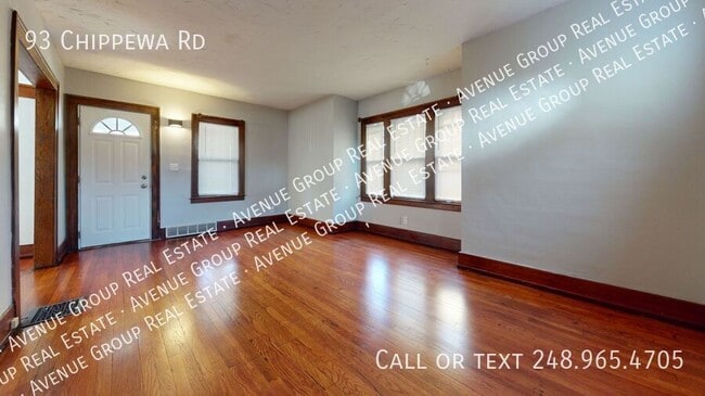 Photo - 93 Chippewa Rd