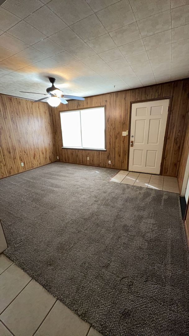 Photo - 1414 W Wallace Dr