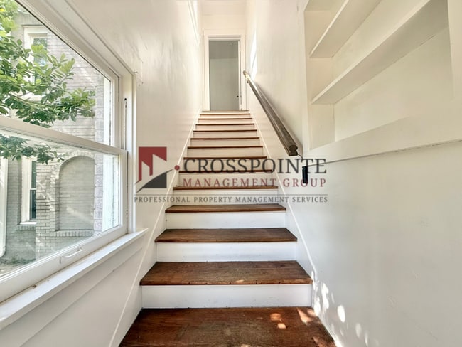 Photo - Tour Today! 2 Bedroom 1 Bathroom Upstairs Unit!