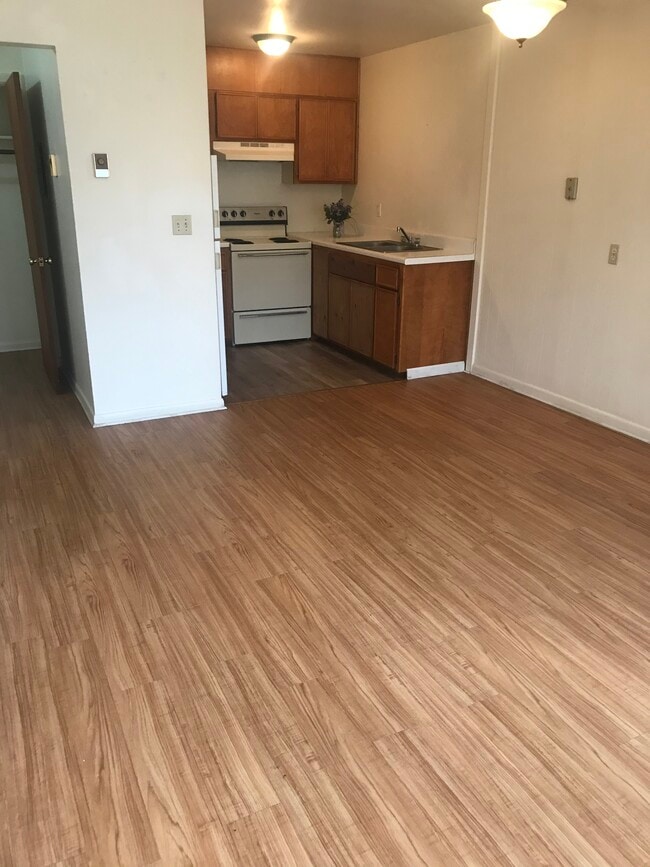 Photo - 2441 Old Knoxville Pike Unit 2441 Old Knoxville Pike