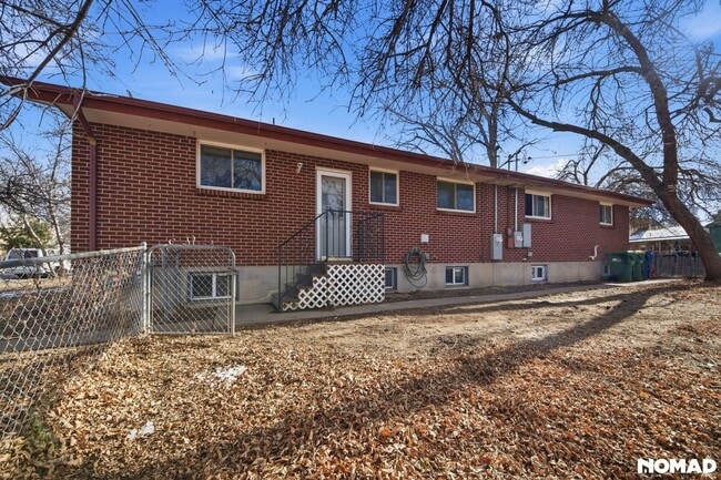 Photo - 1182 W Ida Ave