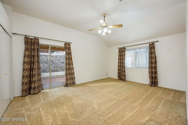 Photo - Great 3/2 close to Hospitals