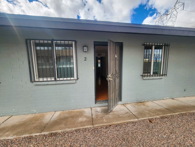 Photo - 305 N 93rd St Apartment Unit 2